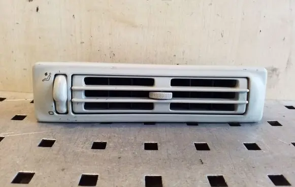 Volkswagen Multivan T4 Air vent grill in roof 700820953
