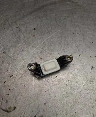 Mercedes-Benz C W203 Airbag deployment crash/impact sensor 0018209126 100751002