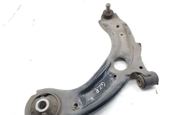 Mazda CX-3 Front lower control arm/wishbone 