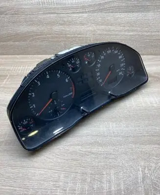 Audi A6 S6 C5 4B Speedometer (instrument cluster) 4B0919860P 110008888