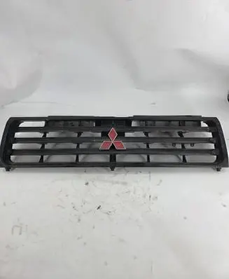 Mitsubishi Pajero Front grill 
