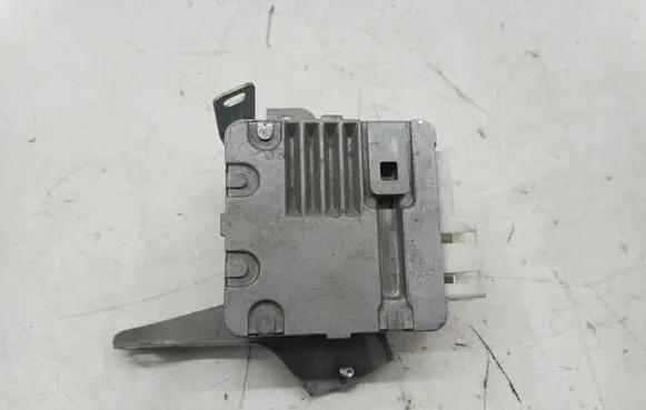 Toyota Yaris Power steering control unit/module 896500D110