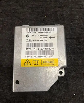 BMW 5 E39 Airbag control unit/module 65776919789 G8T2C01B8Z 316919789010