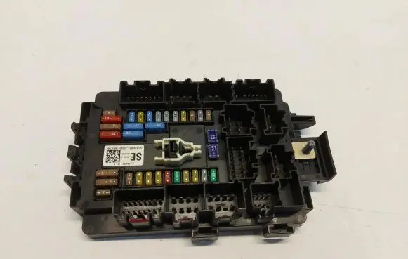 Tesla Model S BSM Control unit 1094409-00-e