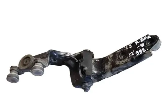 Volkswagen Transporter - Caravelle T5 Sliding door middle roller runner 7E0843336