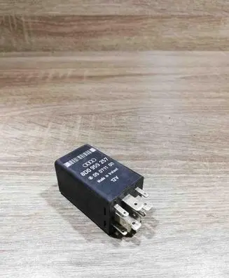 Audi A4 S4 B5 8D Other relay 8D0959257 05071100 365