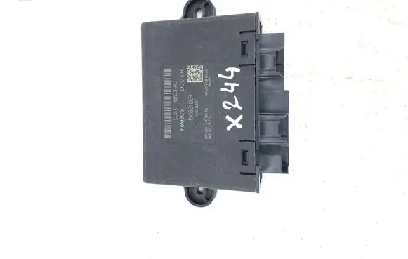 Ford Fiesta Door control unit/module LU5T14B533AC