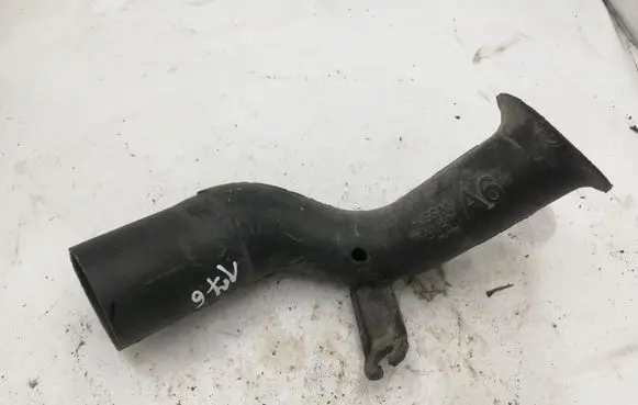 Nissan Primera Air intake duct part AU601