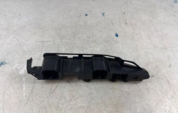 Peugeot 3008 I Front bumper mounting bracket 9684022080