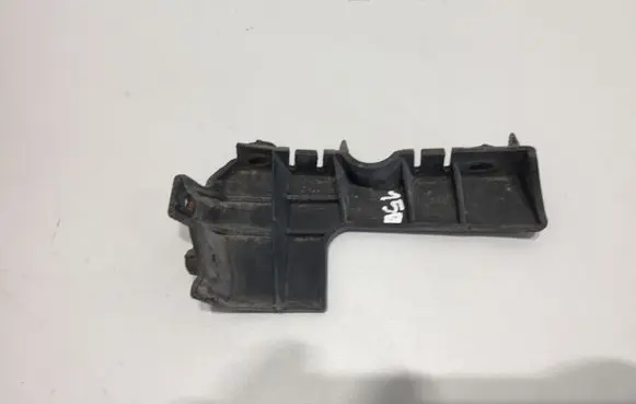 Audi A4 S4 B7 8E 8H Front bumper mounting bracket 8E0807284