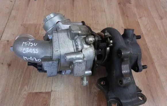 Mitsubishi Eclipse Cross Turbo 1515A357