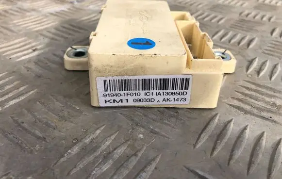 KIA Sportage Door central lock control unit/module 919401F010