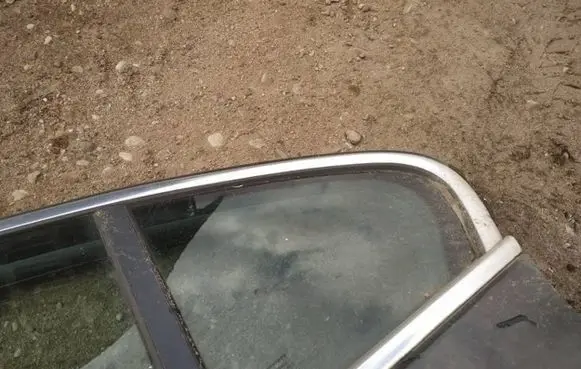 Opel Insignia A Rear vent window glass as2