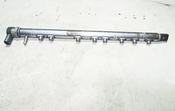 BMW 5 GT F07 Fuel main line pipe 780012402 0281002948 0281002949