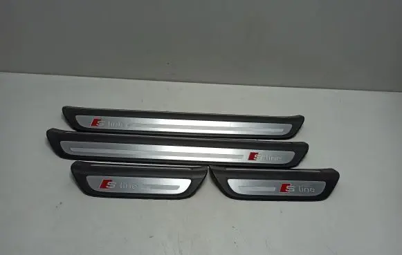Audi Q3 8U sill trim set (inner) 8U0853374E 8U0853375C