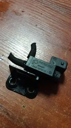 BMW 5 E60 E61 Vacuum valve 1742712