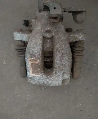 Opel Crossland X Rear brake caliper 8205549