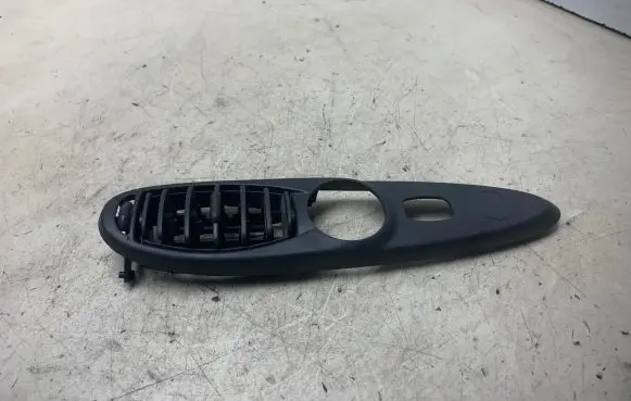 Fiat Ulysse Dash center air vent grill 8146