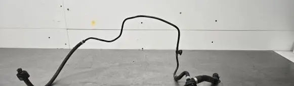 Mercedes-Benz E W213 Engine coolant pipe/hose A2138302105 A2058302604