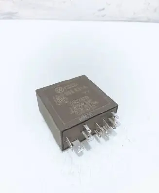 Volkswagen Golf IV Other relay 4B0955531A 72WA401