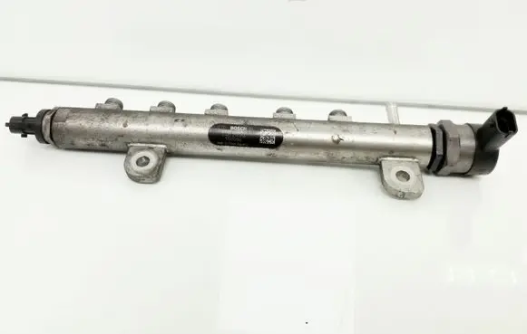Opel Astra H Fuel main line pipe 0445214056 0281002507 55200266