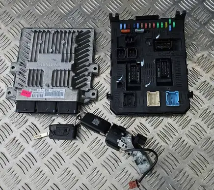 Peugeot 407 Engine ECU kit and lock set 5WS40379AT 9648237680