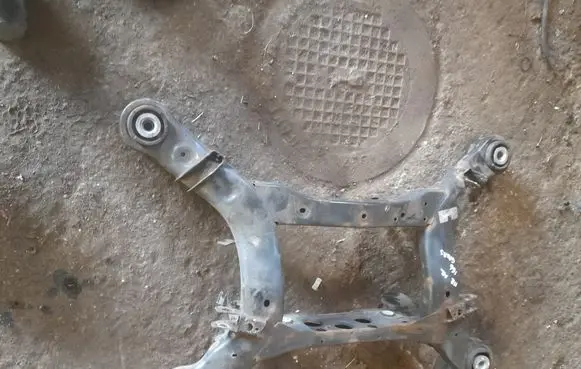 Mercedes-Benz ML W166 Rear subframe 