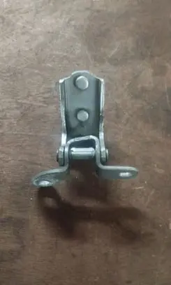 Lexus RX 300 Rear door upper hinge