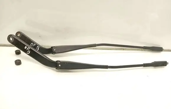 BMW 1 E81 E87 Front wiper blade arm 7169972 7169971 61617169972