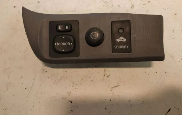 Toyota RAV 4 (XA20) Wing mirror switch 5544642020