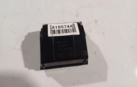 Volkswagen Jetta V Car ashtray 1K0857335