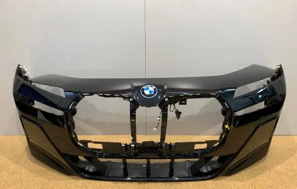 BMW 7 G70 Front bumper