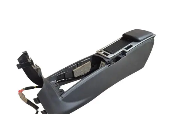 Volvo V50 Center console 30755375 R7NAB