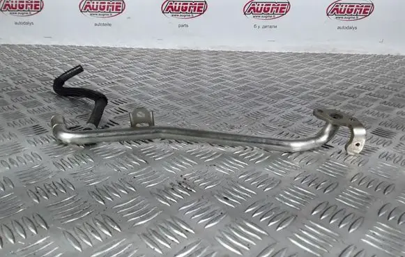 Toyota RAV 4 (XA30) Engine coolant pipe/hose