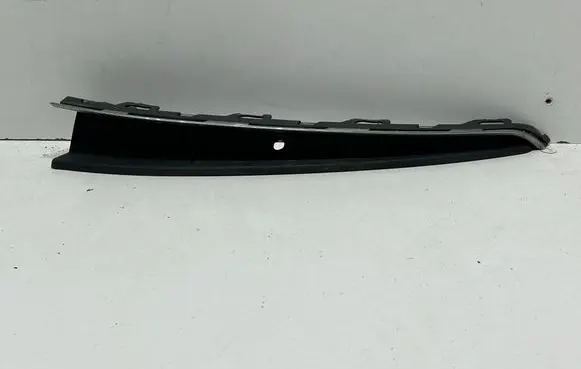 Volkswagen Polo VI Front bumper lower grill 2GS853677