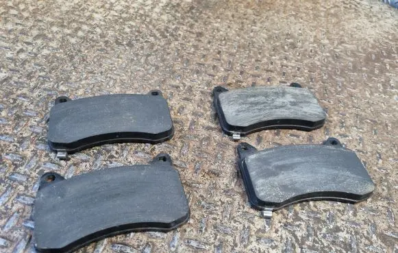 Tesla Model Y Brake pads (front) FER9206FGG