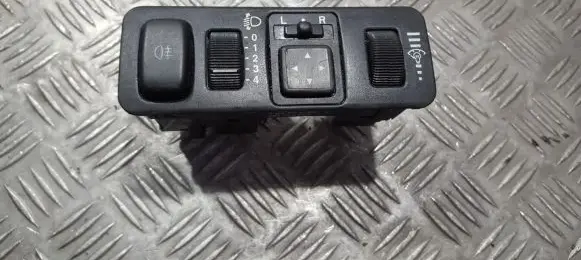 Mitsubishi Carisma Wing mirror switch MR740608 10480478410