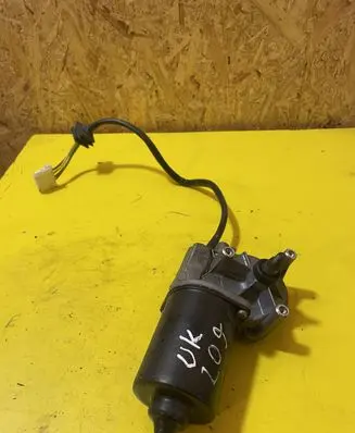 Mercedes-Benz C W203 Wiper motor A2038200442 2038200442