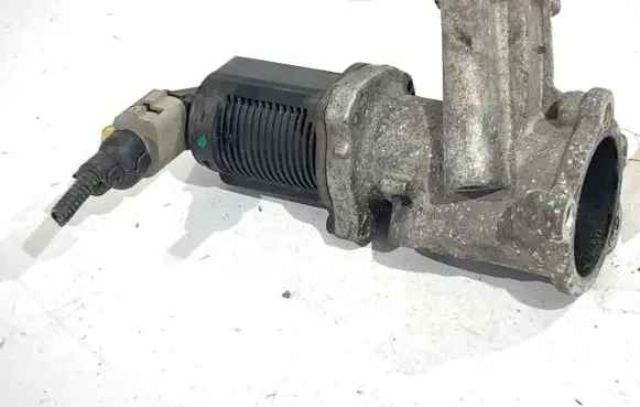 Opel Corsa D EGR valve 55201144