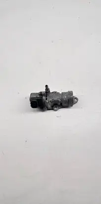 Toyota Corolla E120 E130 EGR valve 2562027090 1350003110