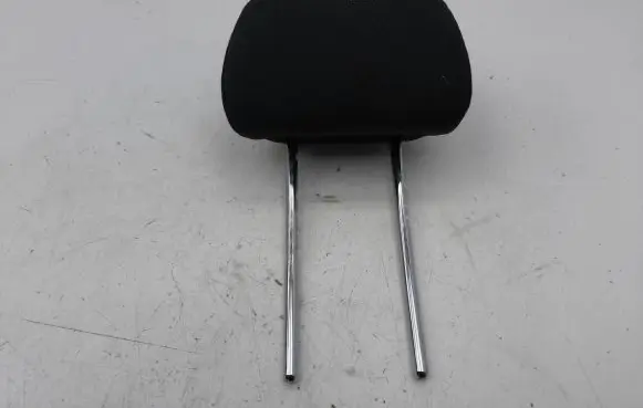 Mercedes-Benz C W204 Rear seat headrest 