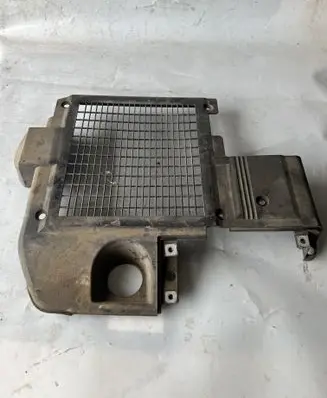Engine cover (trim)