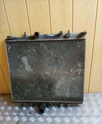 Citroen C8 Coolant radiator