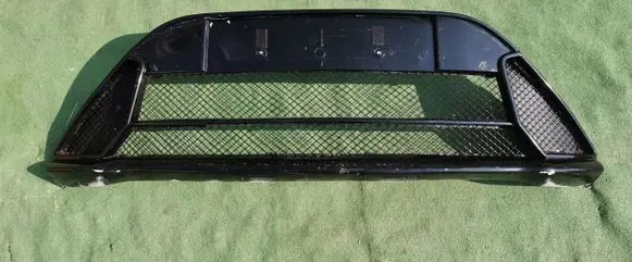 Ford Focus Front bumper upper radiator grill 9M5Y17B968AKARJED