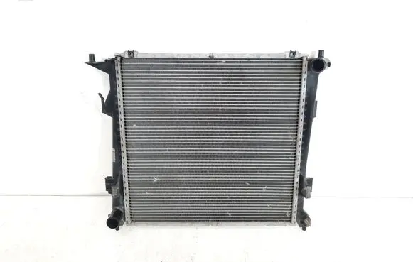 KIA Ceed Coolant radiator ED253101H600