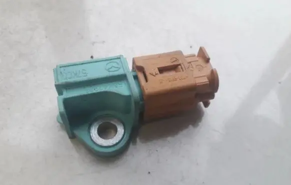 Mazda 6 Airbag deployment crash/impact sensor 5WK43826 57KC0
