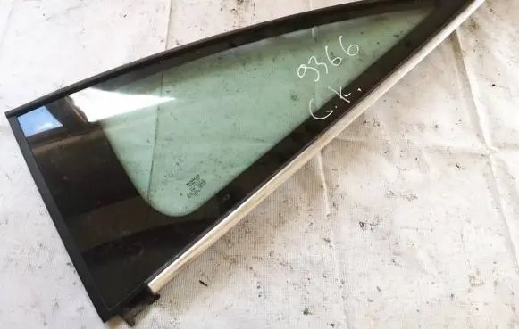 Renault Laguna III Rear side window as2