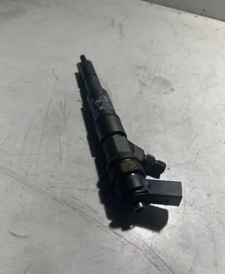 BMW X3 E83 Fuel injector 0445110216