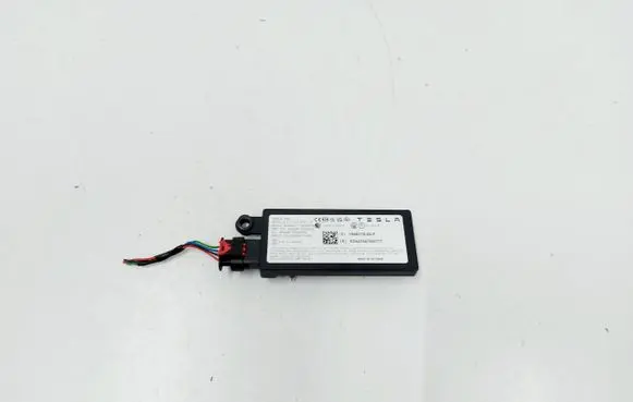 Tesla Model Y Bluetooth control unit module 1508179-00-F
