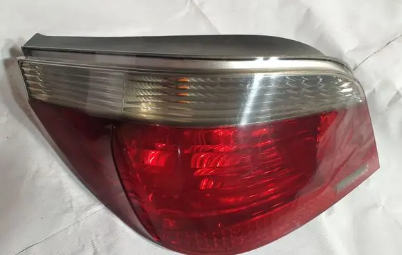 BMW 5 E60 E61 Rear/tail lights 15823703 6923305